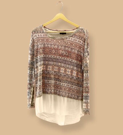 بلوزة حريمي كاجوال